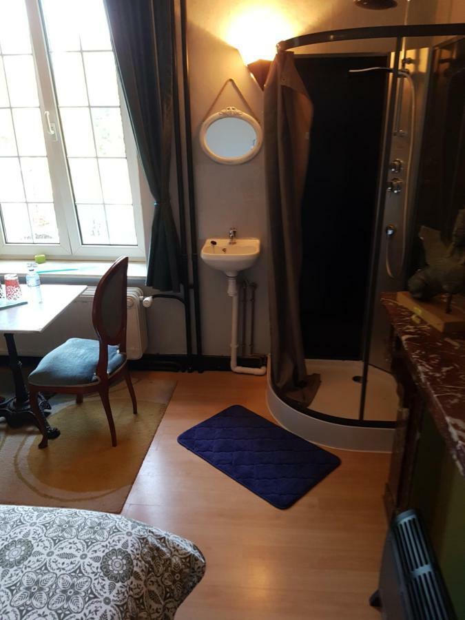 Chateau Lambert Moulinsart Hotel, Shuttle Airport, Long Term Parking, Snooker, Large Terrasse, Dinner, Breakfast 沙勒罗瓦 外观 照片